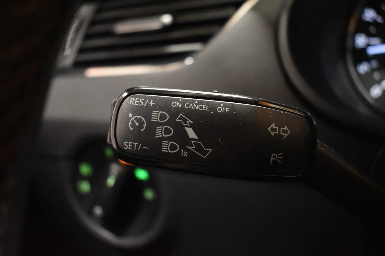 Car Image - 3I65Oqm6F3ZnylpySXjcoQ