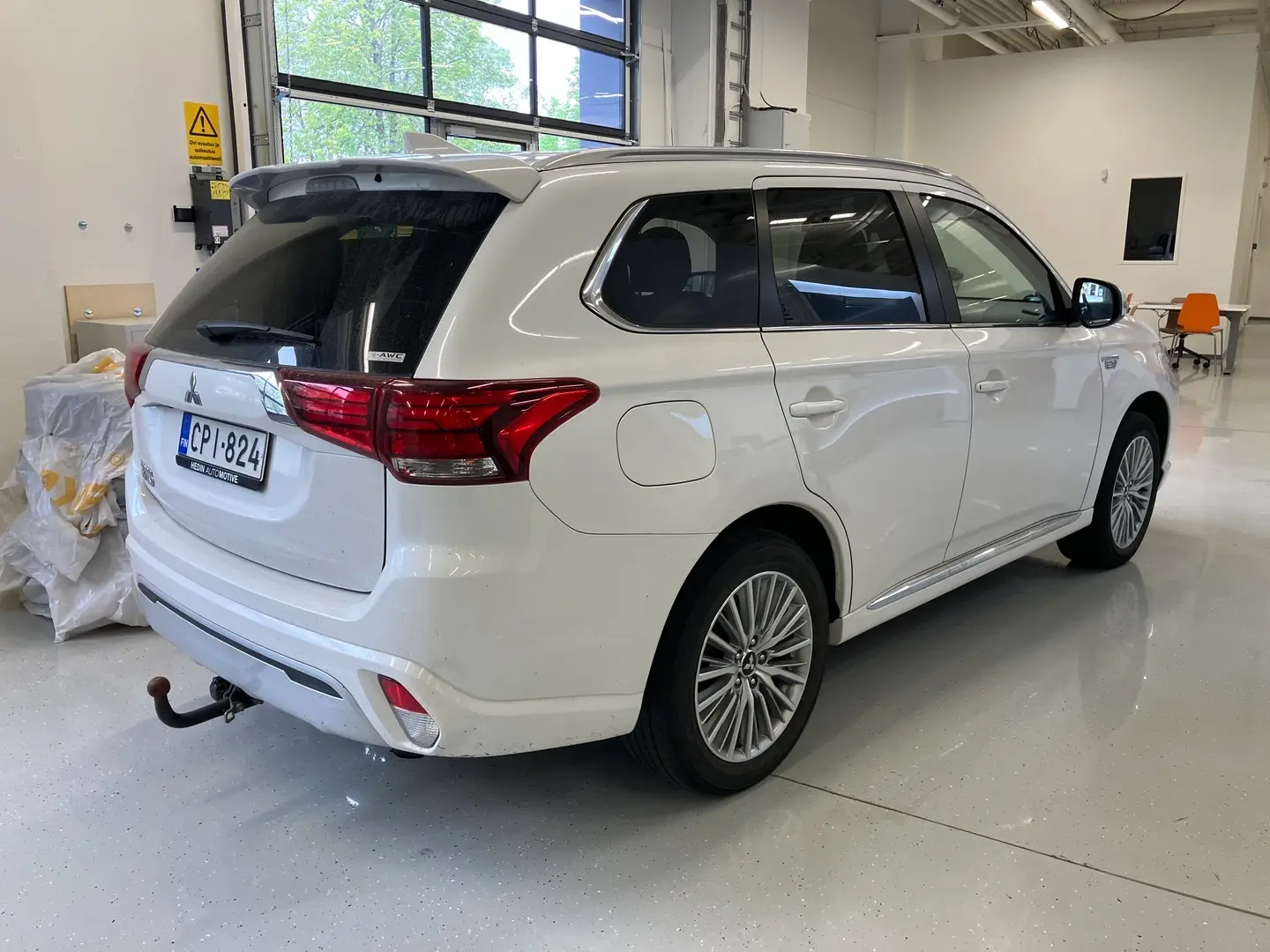 Car Image - 5qaMhbRE19mFT6T9xDUk4l