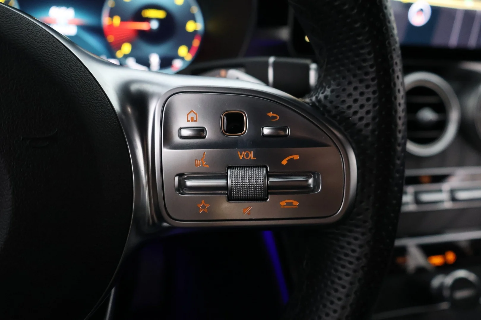 Car Image - 3O7T4uXrNH547L0pPZ9GOu