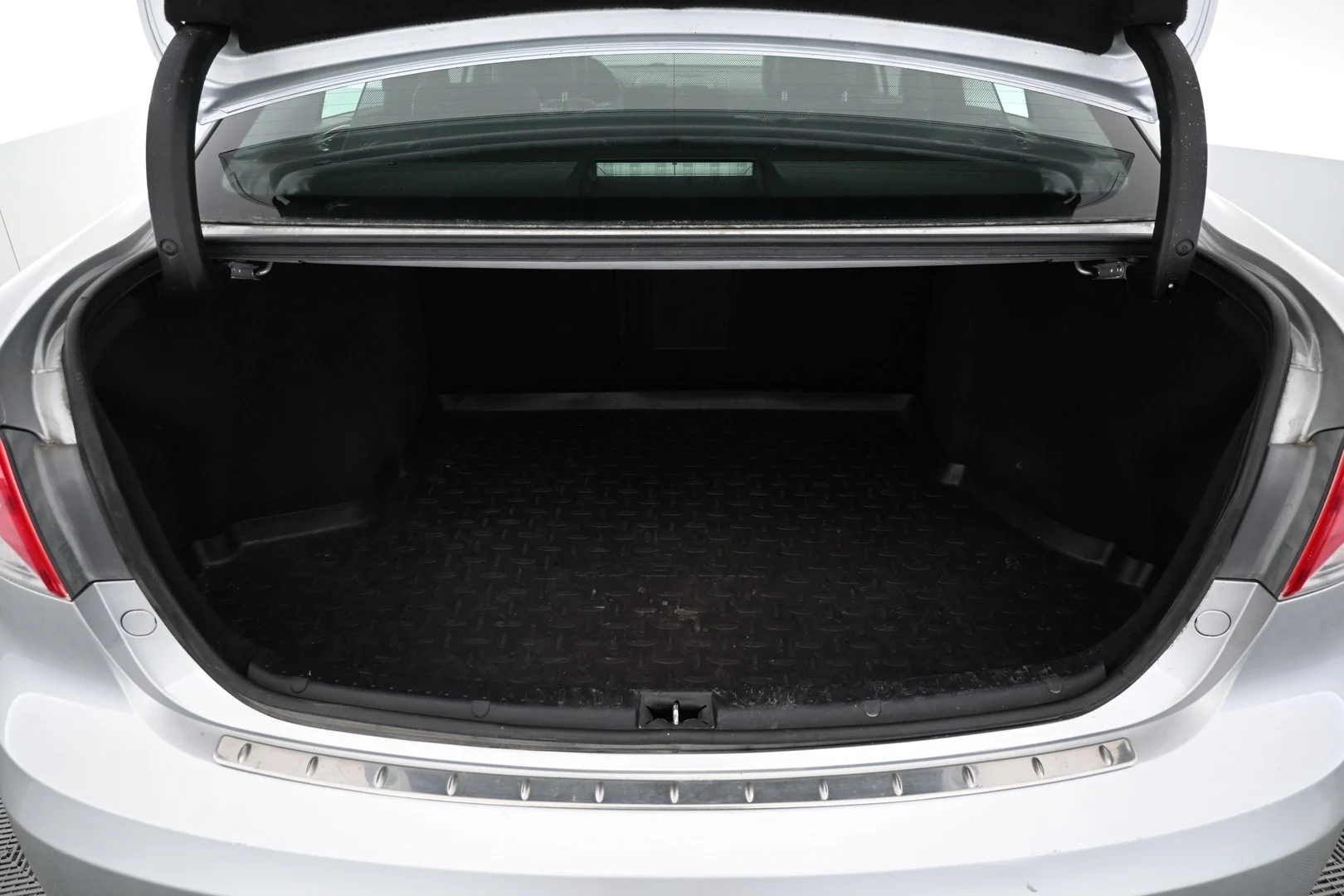 Car Image - 5QaqfYHb8l7LjWTG8unuki