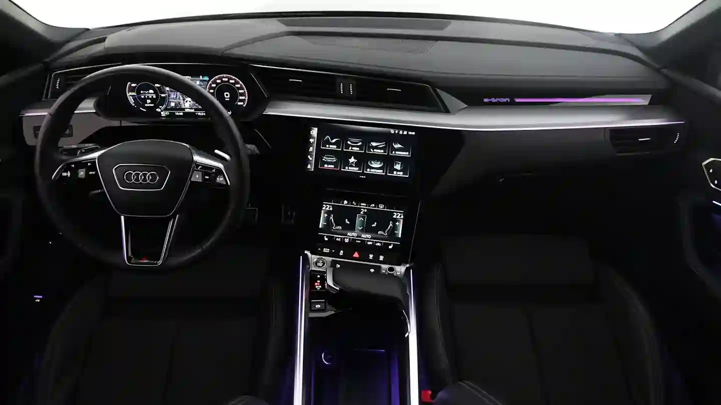 Car Image - 2Ji56n4gU5OsKzdobDPTuK