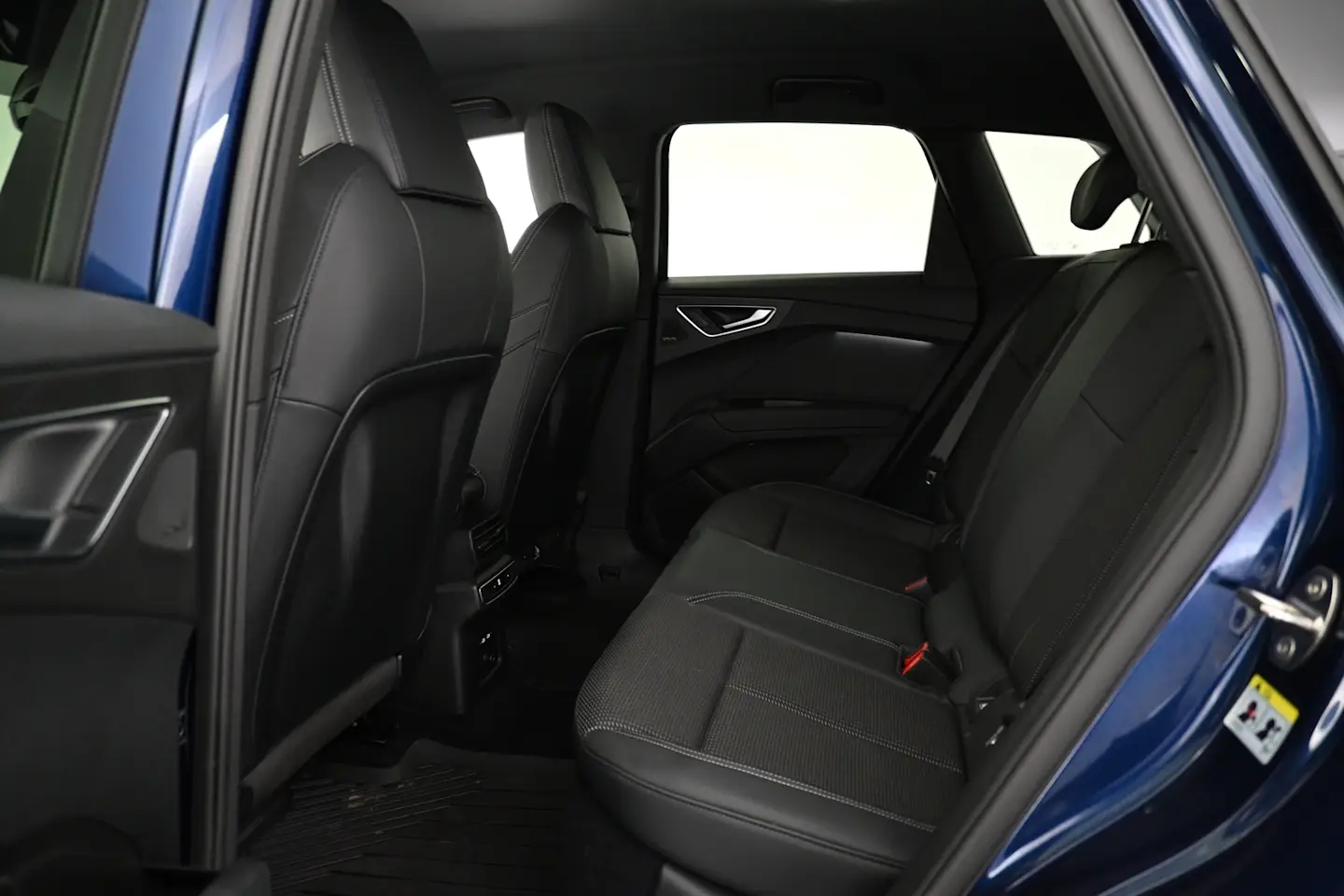Car Image - 4wL9DkUpkbx8SNqcIO1C25