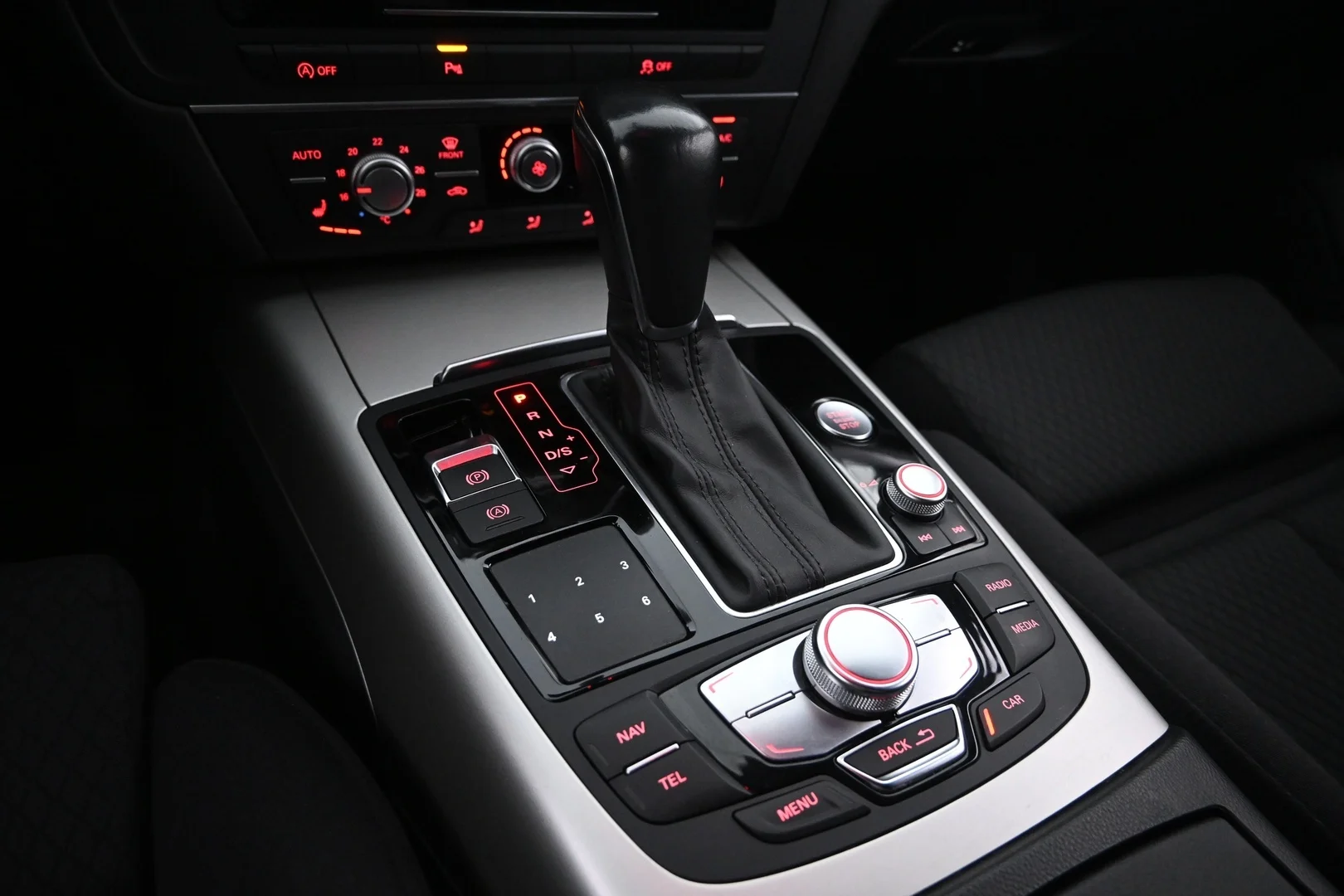 Car Image - 4hCNQuaXnugBzlltK8wGor