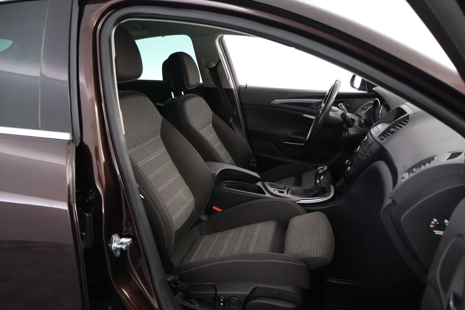 Car Image - 7M30uz5VMaQwCUXyxviDm8