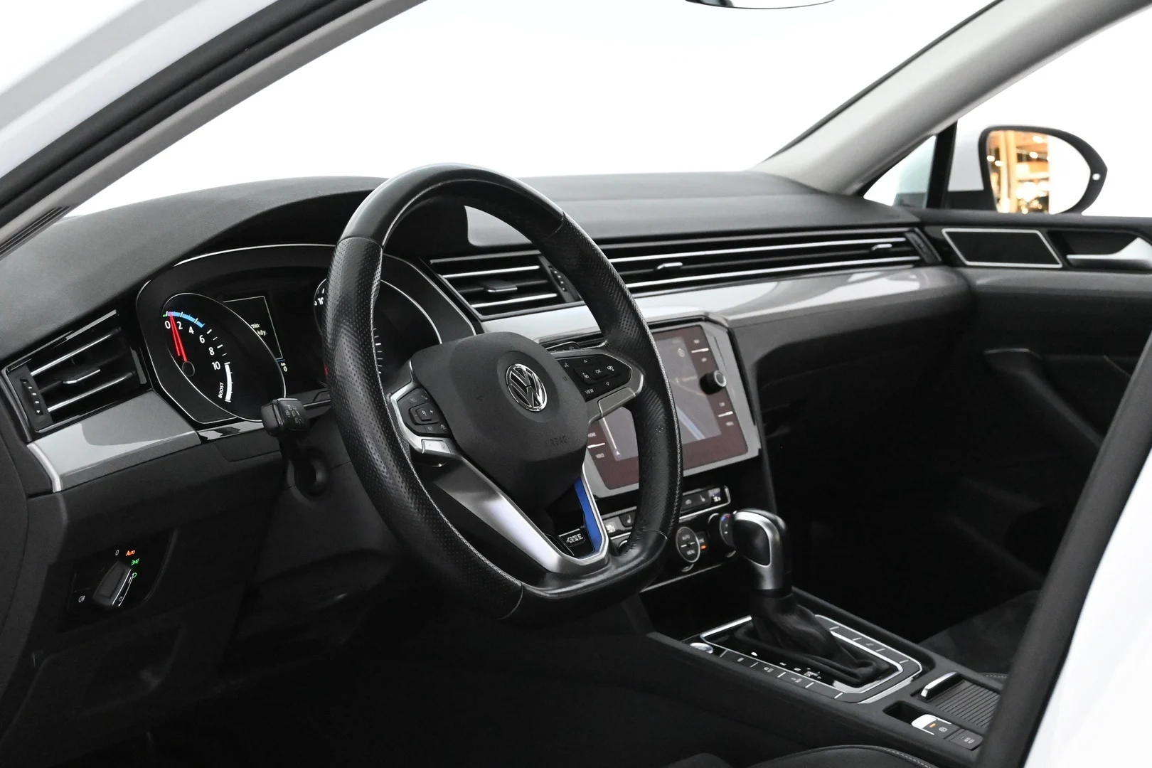 Car Image - 2jrc7XIlo9orceZEa7yOxJ
