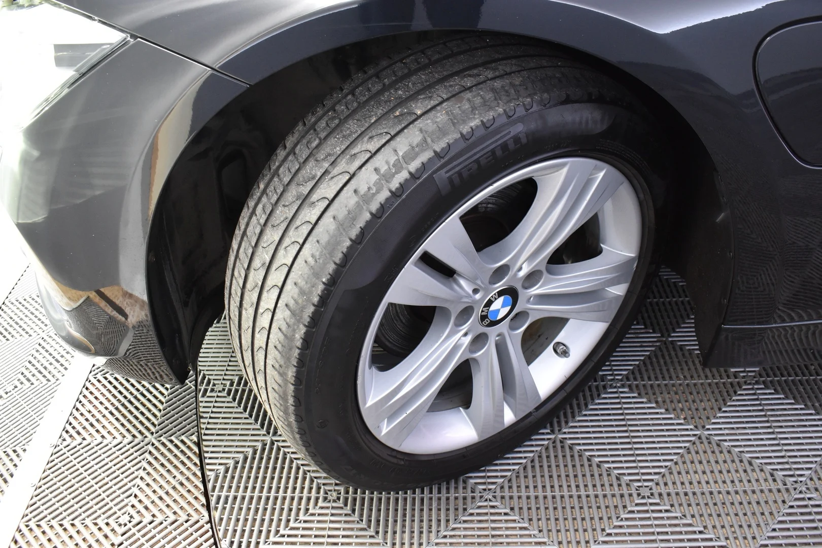 Car Image - 4MxWFOxR8IbEl7TQewNsZB