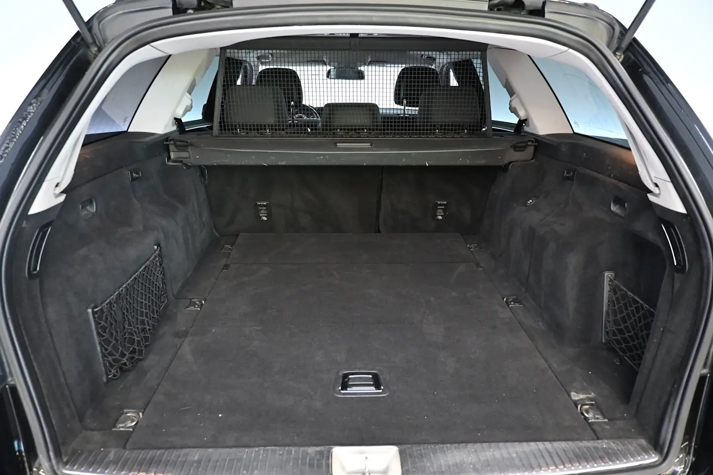 Car Image - Q9GByqrCFiKCcugqTGm8Y