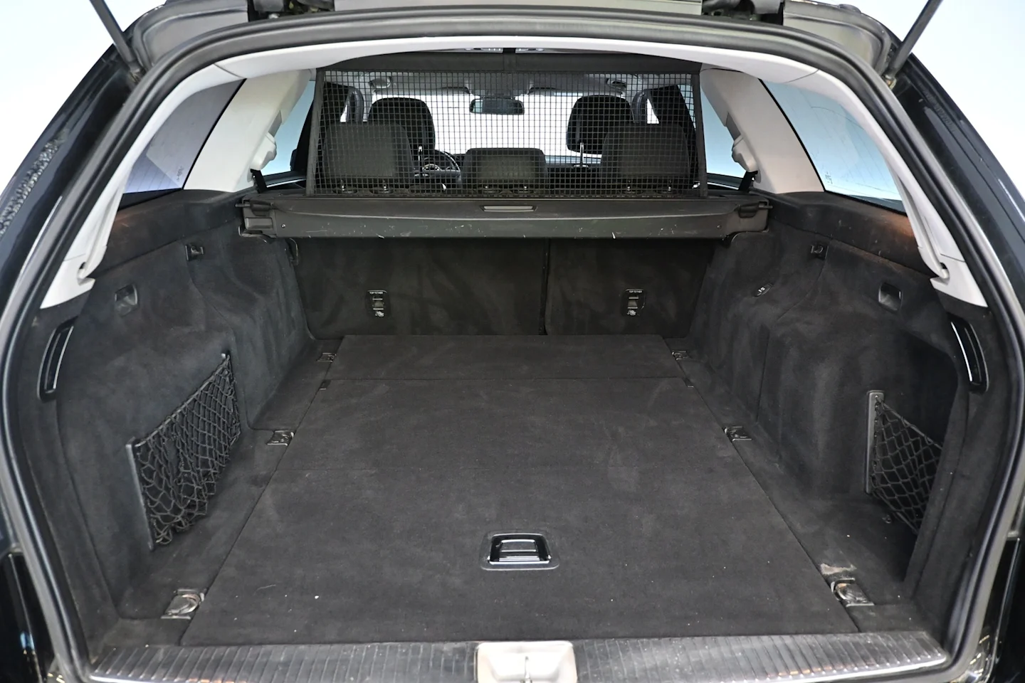 Car Image - Q9GByqrCFiKCcugqTGm8Y