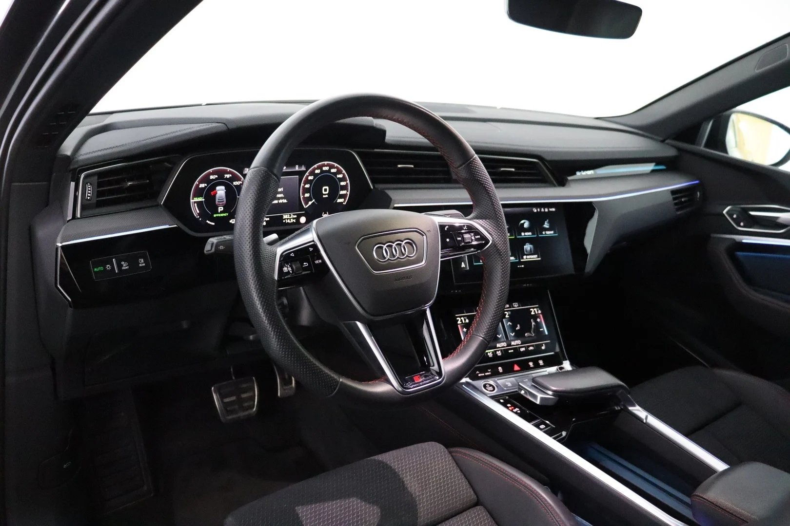 Car Image - tlPjRe3ds9J7DYVaauFYl