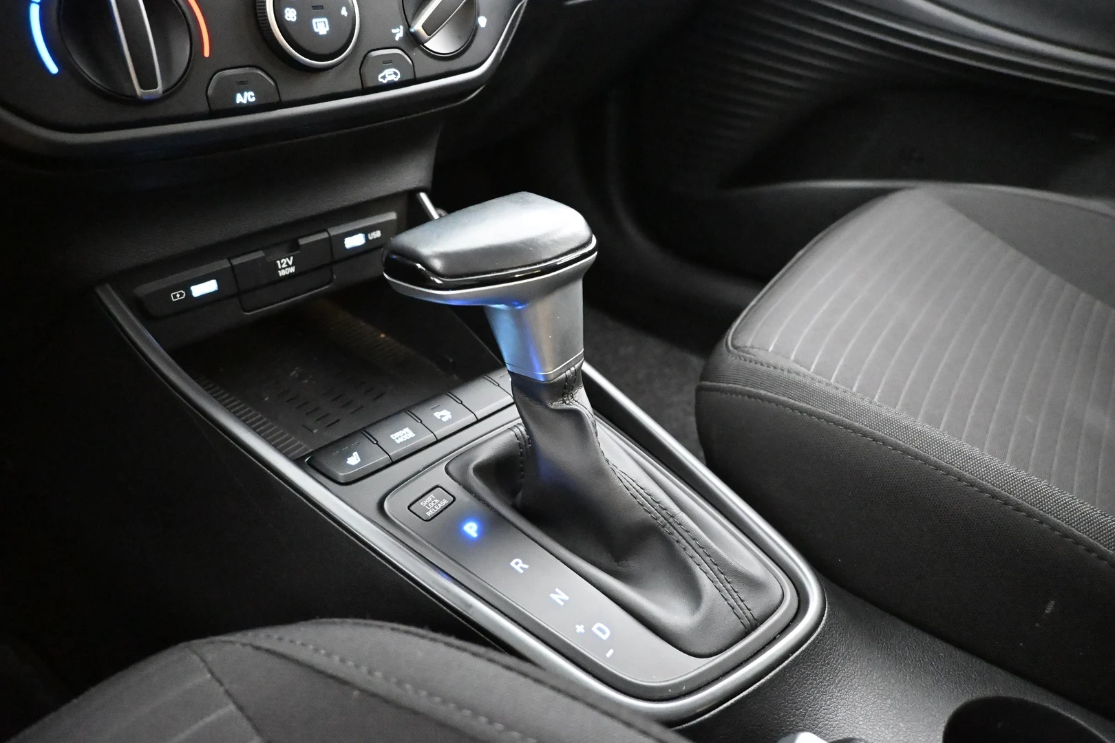 Car Image - 1wBgZhVtKDEKETIwnegkHW