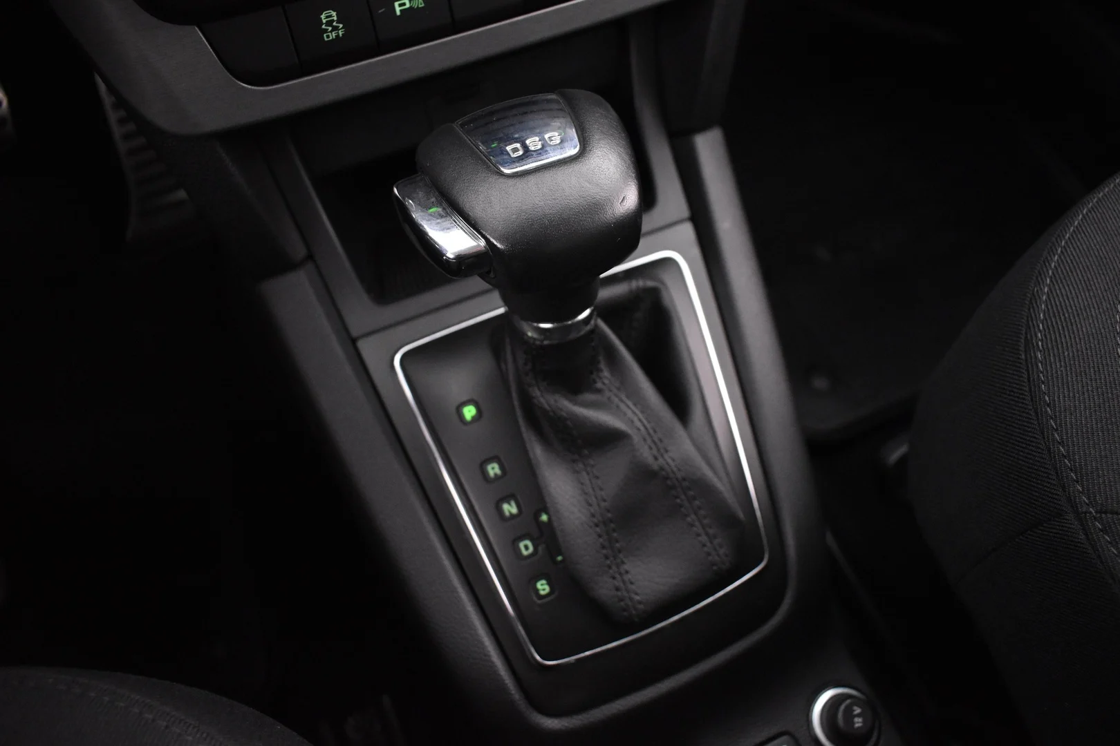 Car Image - 4R3h9hmYzpzQktl6YzLNZ7