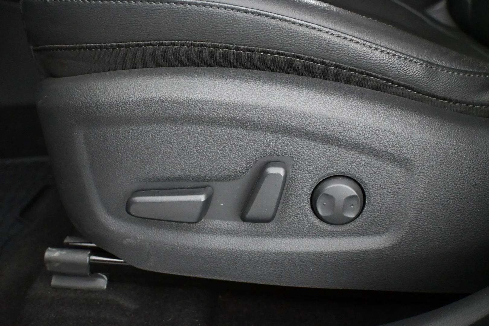 Car Image - 2yuIM8SzGMBMaXkgmcC7TN