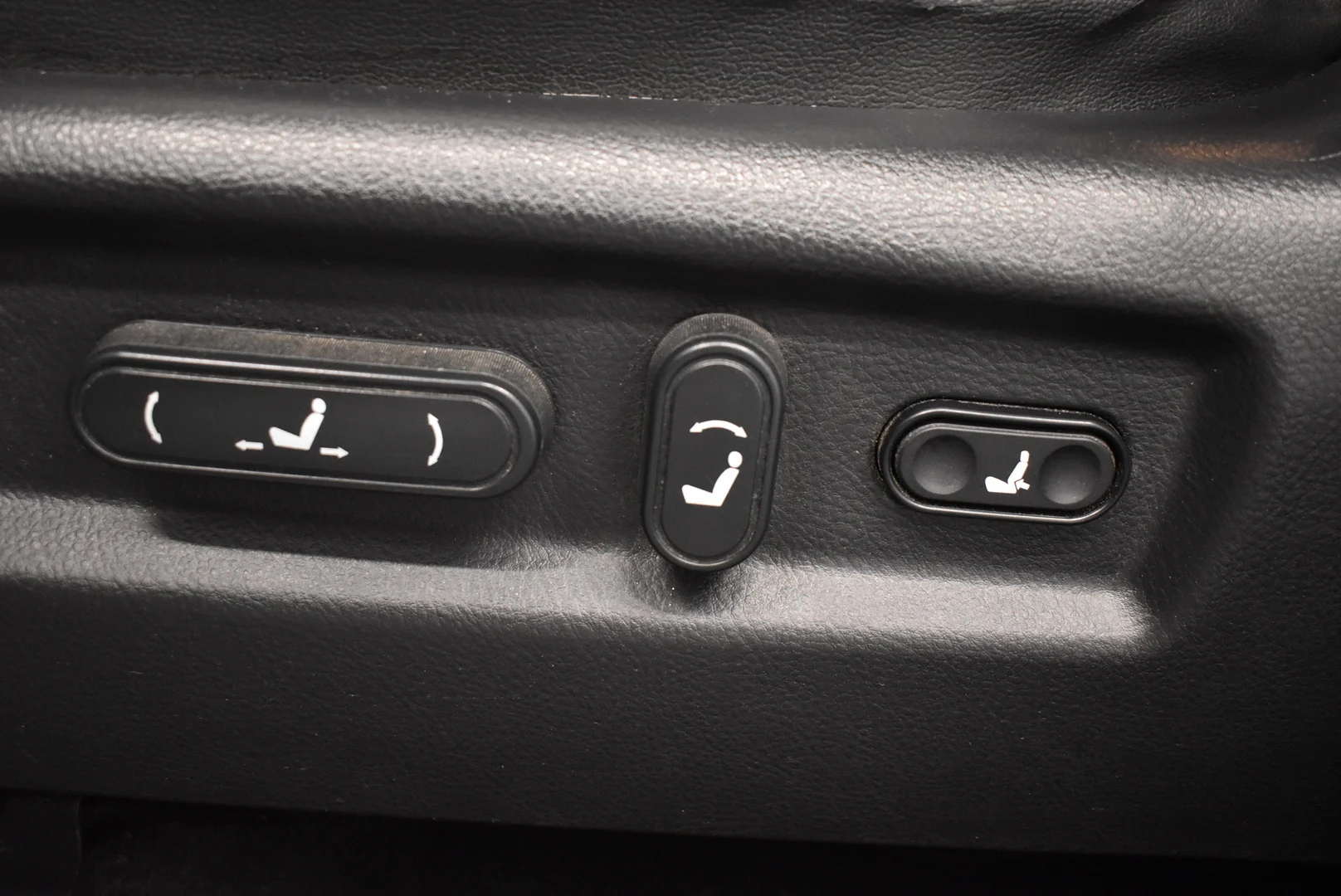Car Image - 2z5js1BVPN9XlpOJsJKEQM
