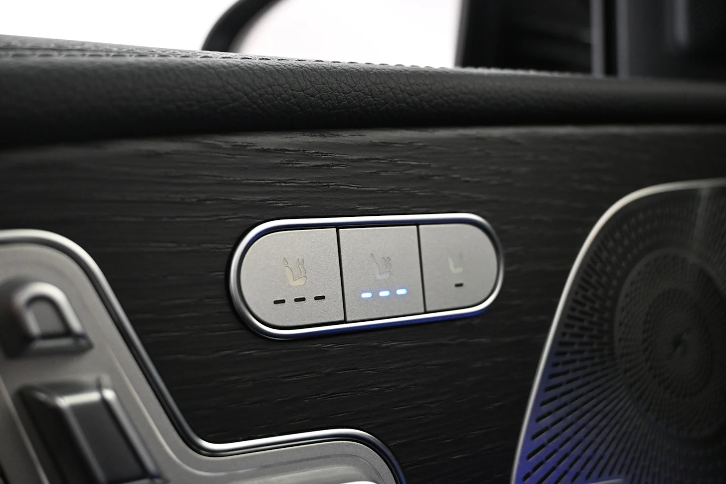 Car Image - 3FqkHhdu4wVBHV0i10a7ec