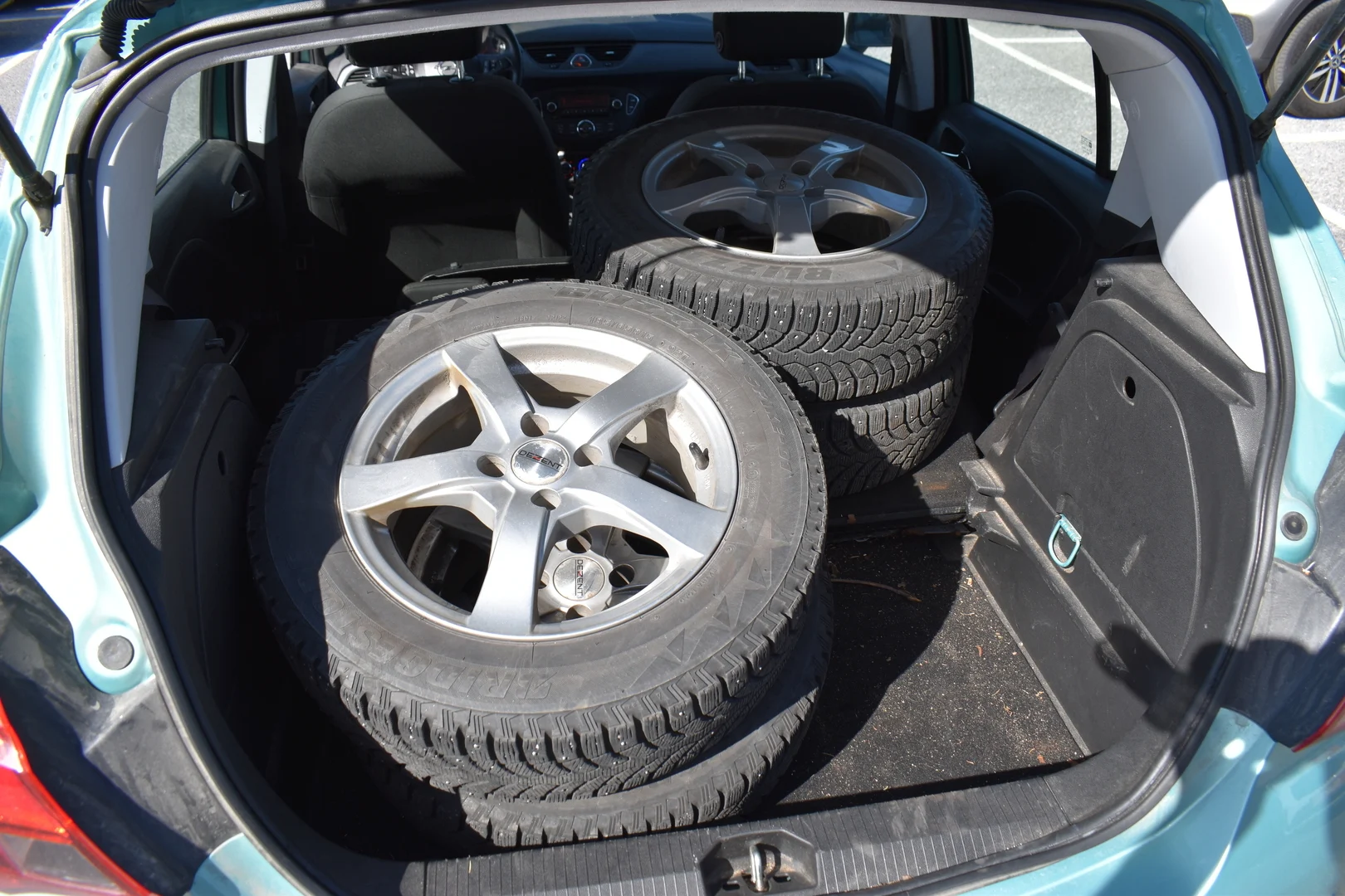 Car Image - 5lWRBz9fmhxjI4a8aEQ5Xm