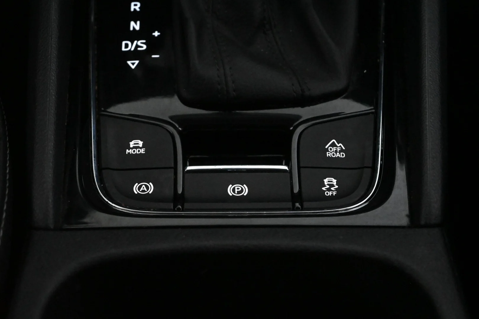 Car Image - 3i2s2QCi35NksRwDAFWeVC