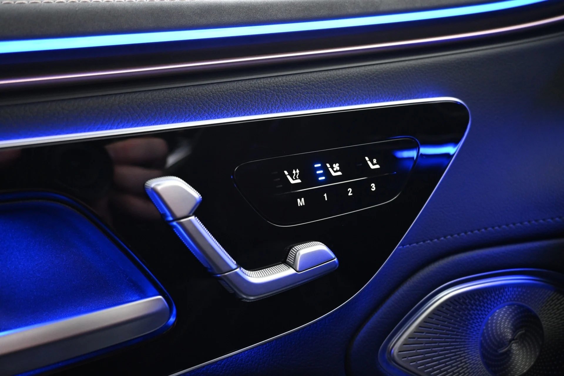 Car Image - 4UrZlNYs0eOdEzWLYT96fp