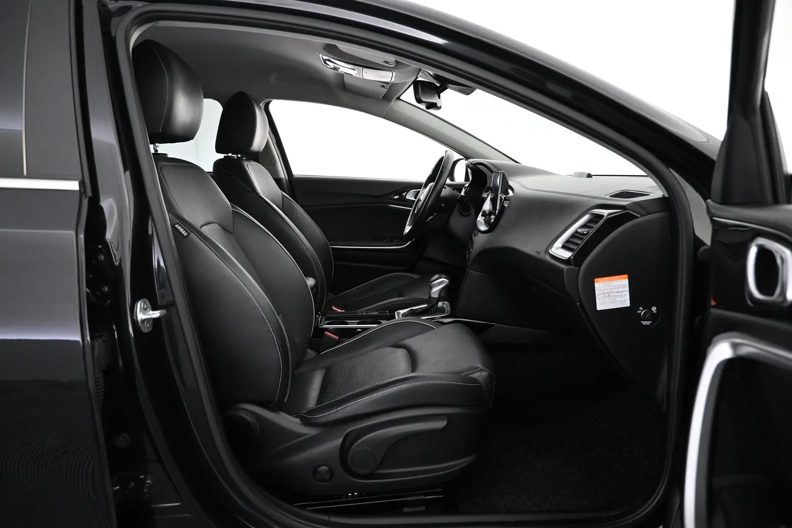 Car Image - 1Ip6NlMuVcgY8VkT6X66us