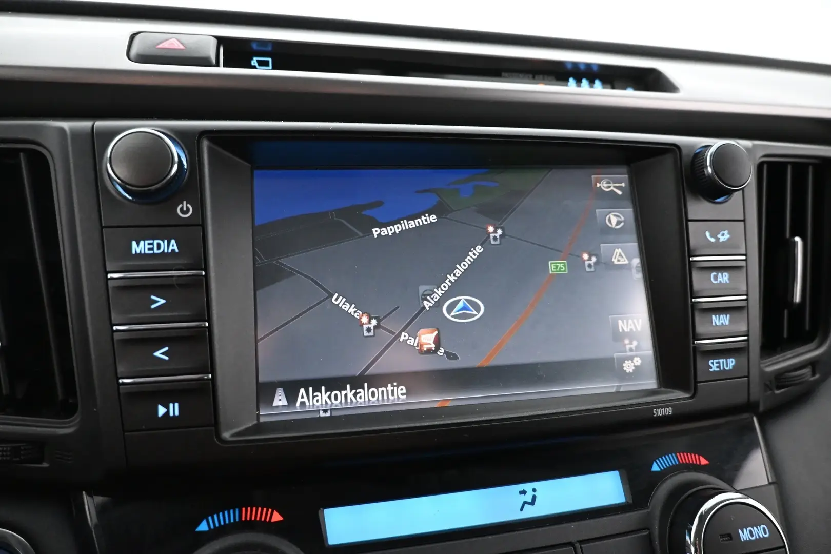 Car Image - 37YC0ZSR9RIP7rUAfIDjdi