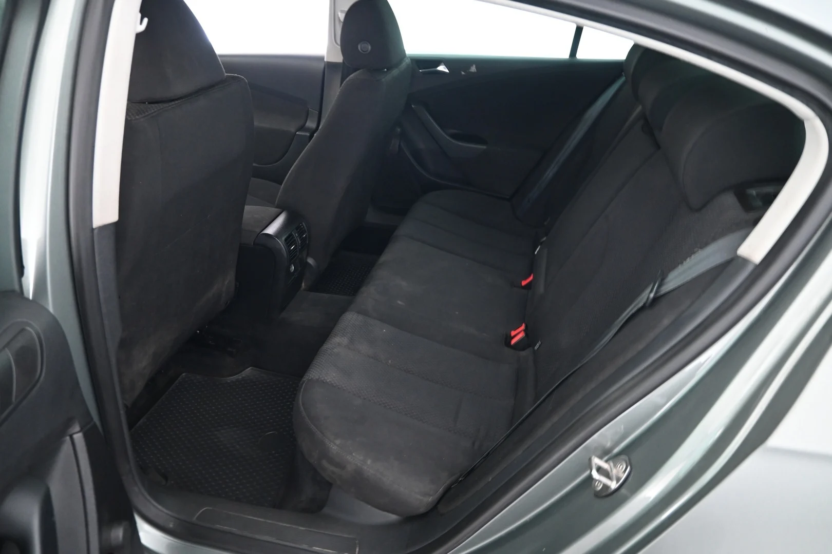 Car Image - 31mICo9XjHM5BUxG49eWpY