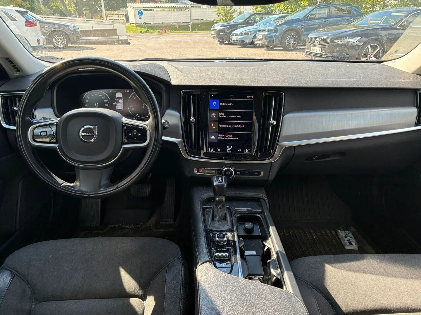 Car Image - 72Bwk6cTZfObvnqessVbfL