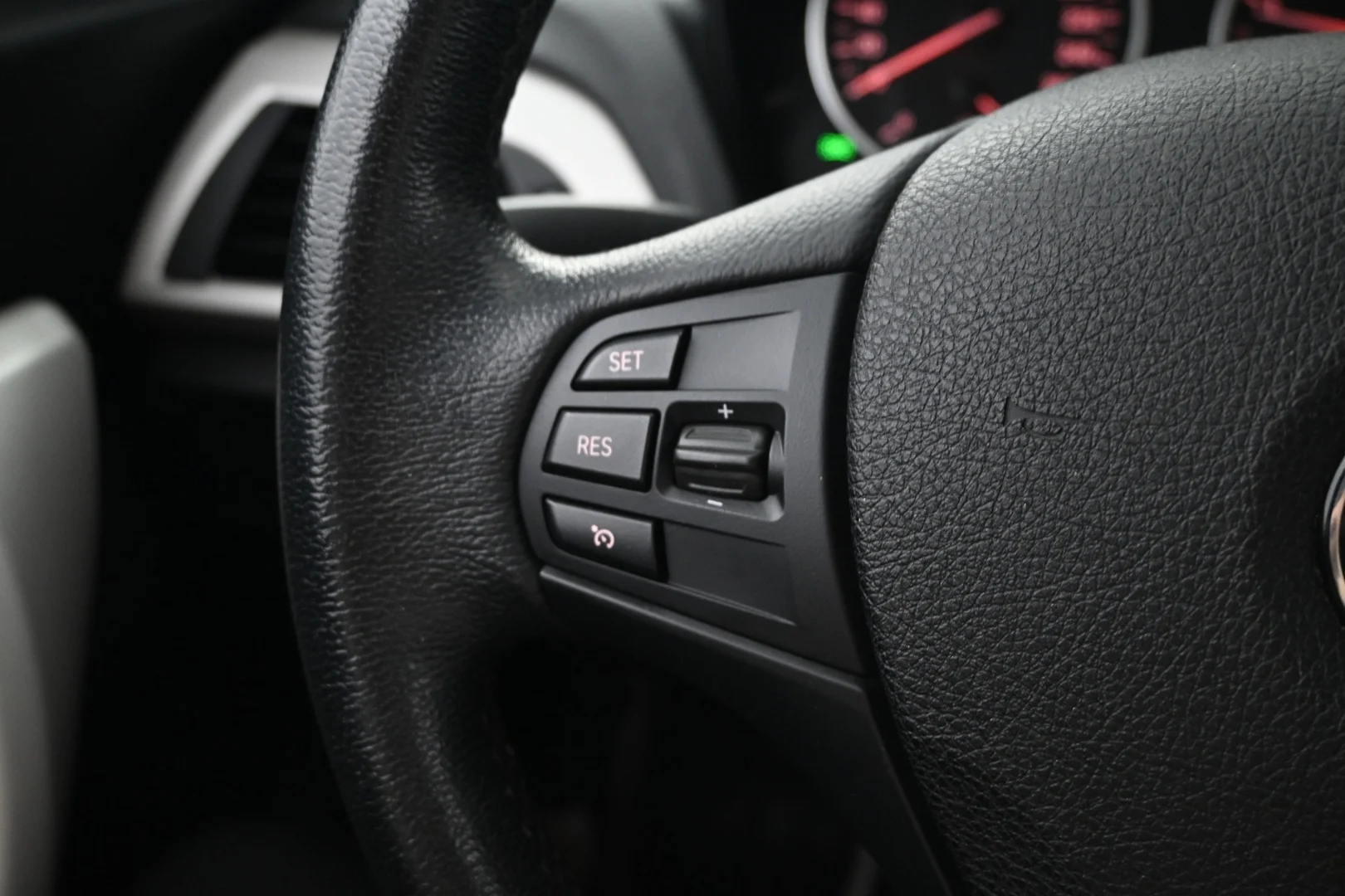 Car Image - 7G91FnKj40wkOuSx5Uzeao