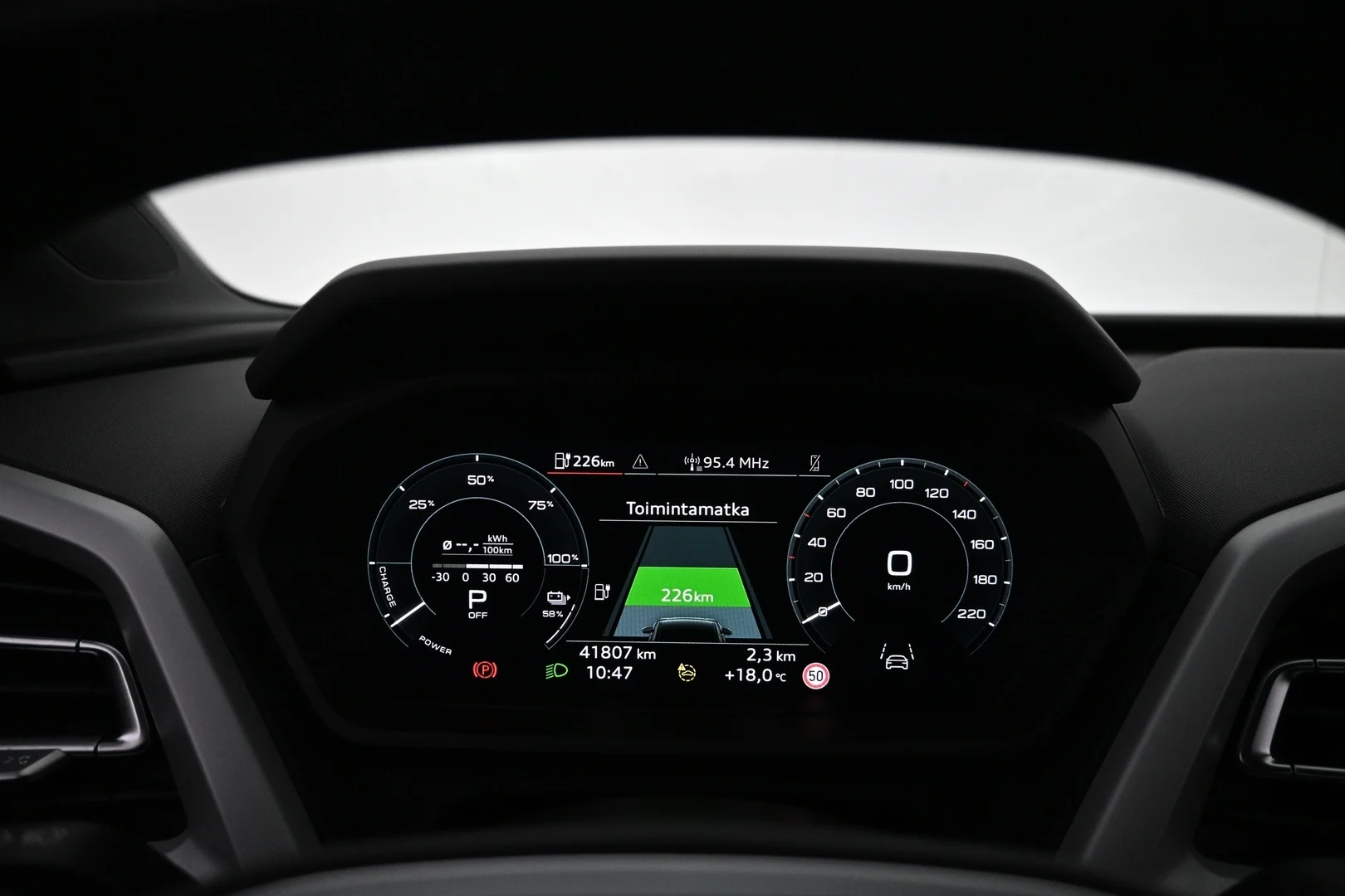 Car Image - 6rsEzkT7iOUD2nFJwLS6s