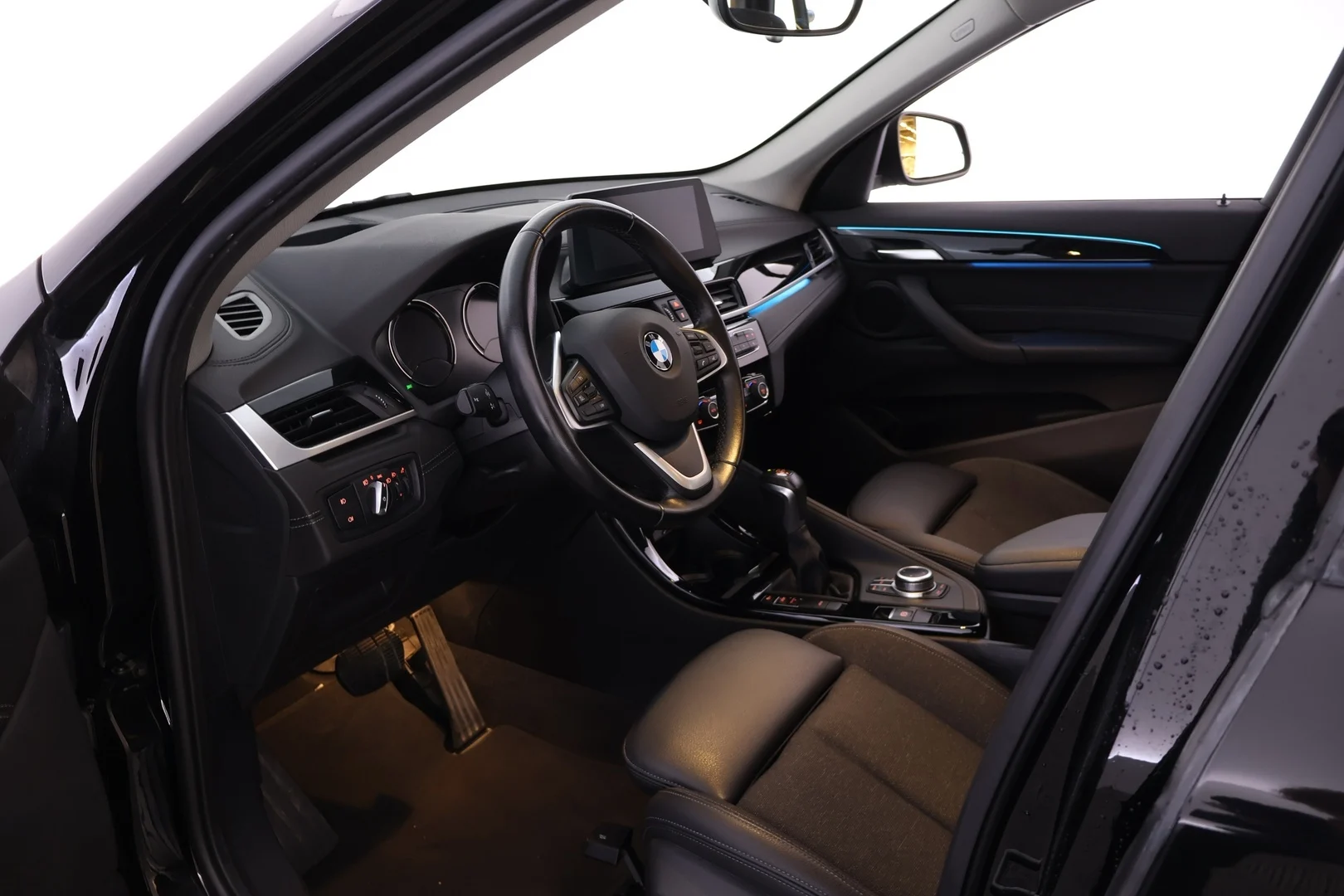 Car Image - 3miD5uBNh2DZgOHGJA07Ru