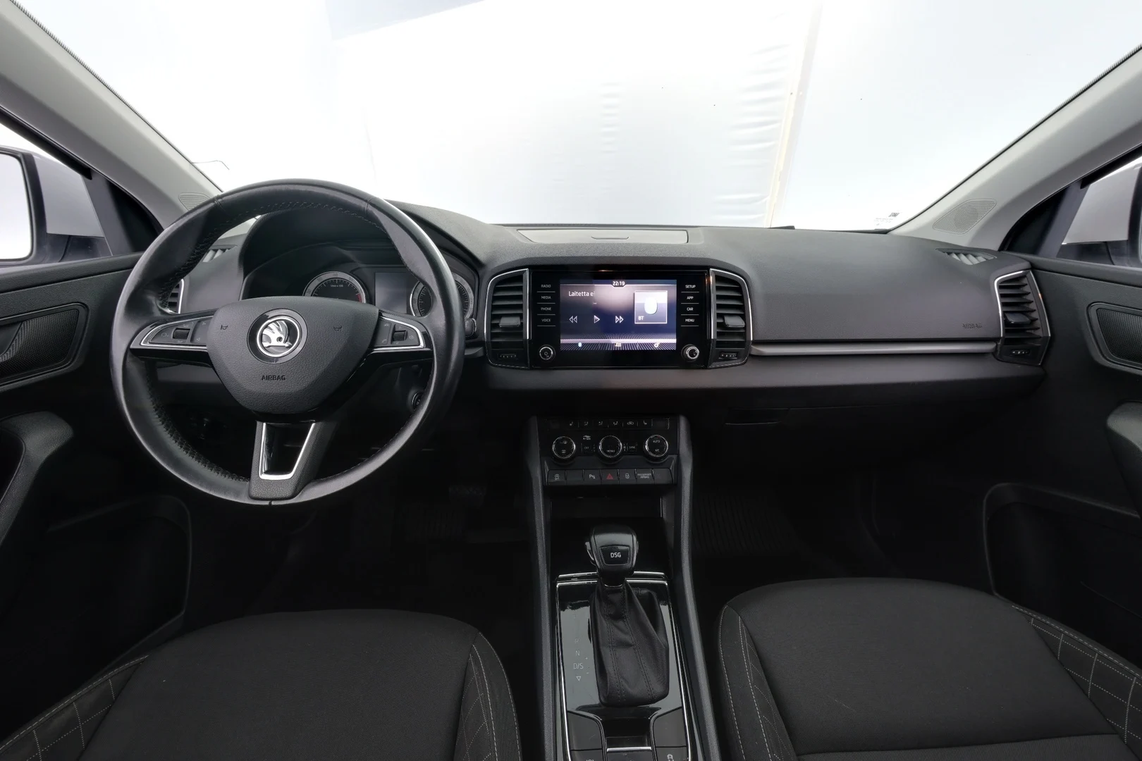 Car Image - 31d2Kky8r0bfbmi9a3x8NE