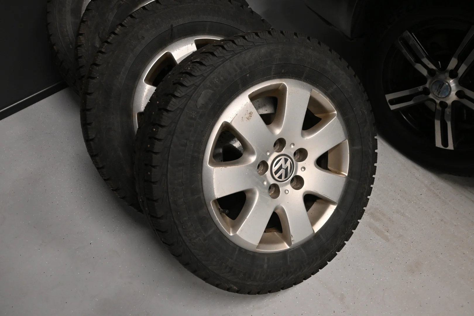 Car Image - 6P2ORH58YCqqdUK6oet6mA