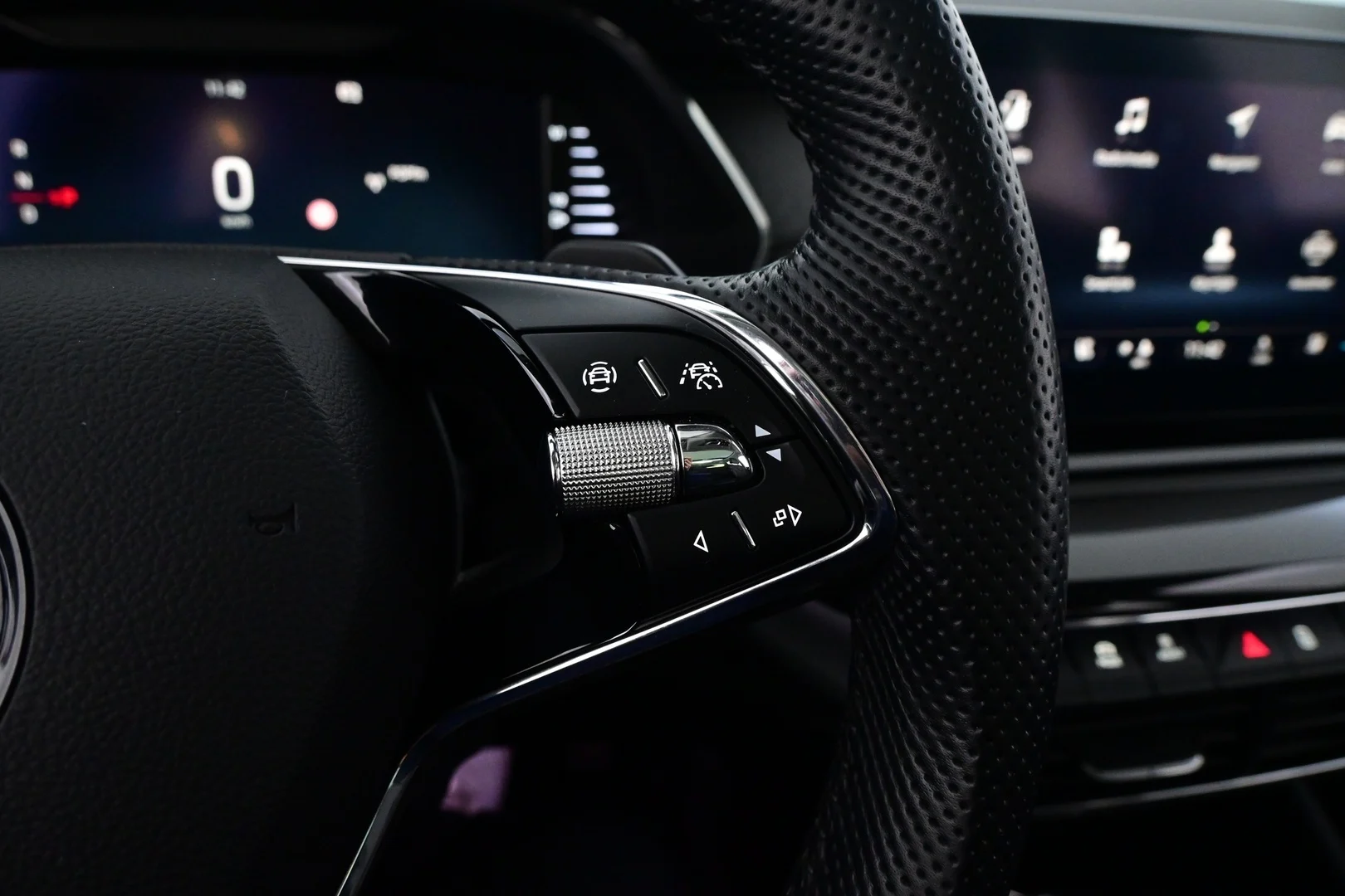 Car Image - 3Pv3eAf7zdrrwhhk27njfv