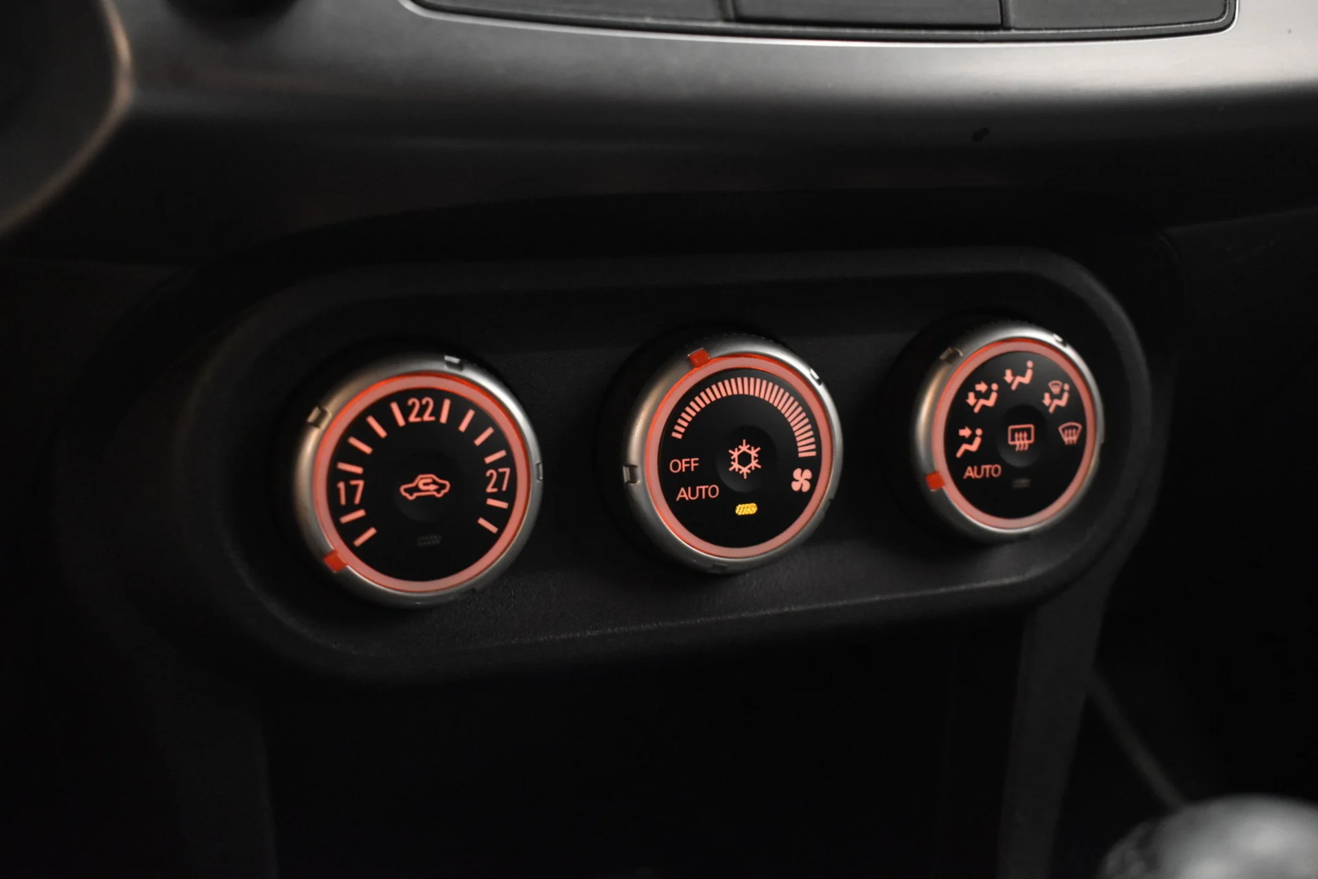 Car Image - uJ0i6eDA28ETAuI9pfutB