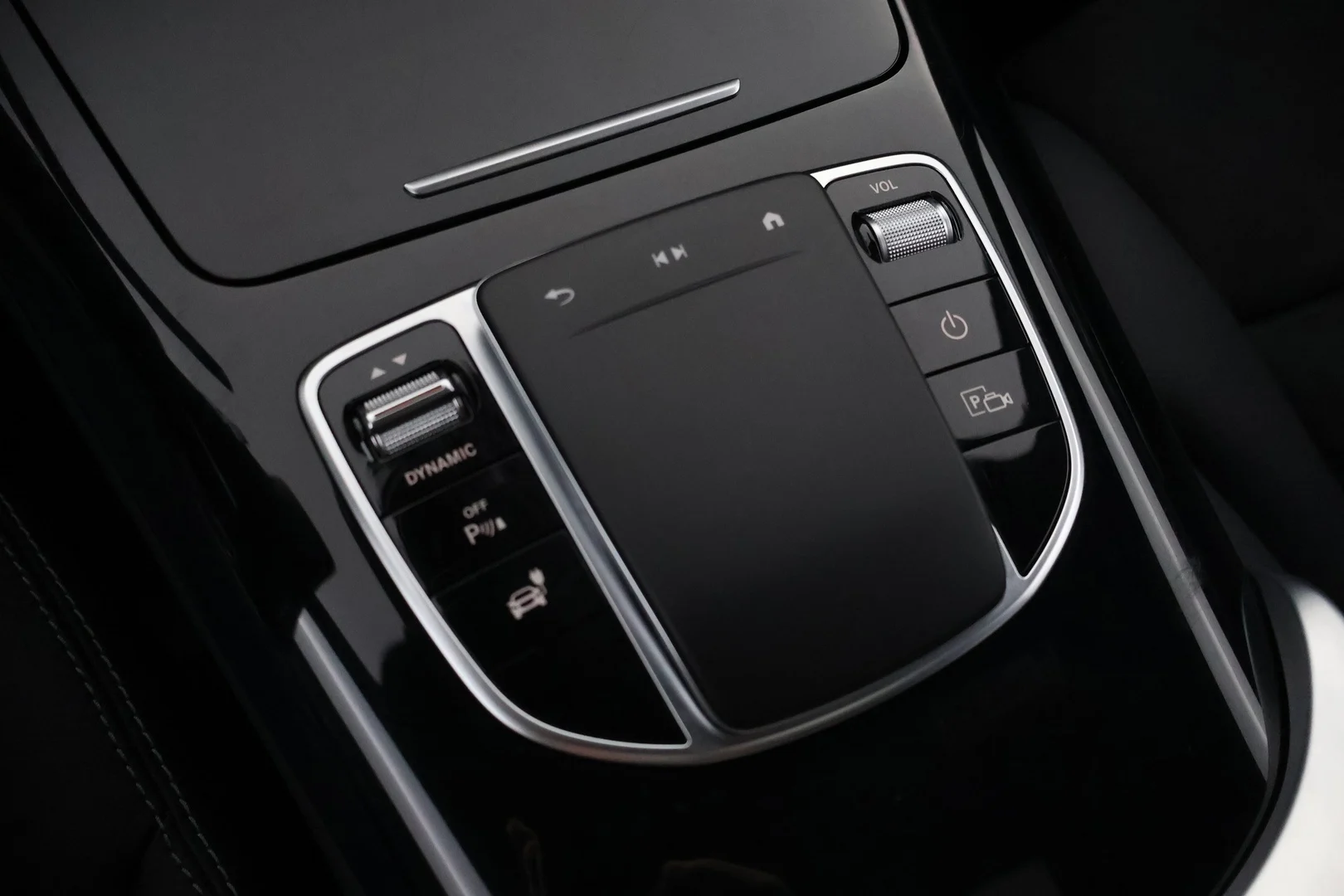 Car Image - aV7pfX2Faj2uCSS4CxnjR