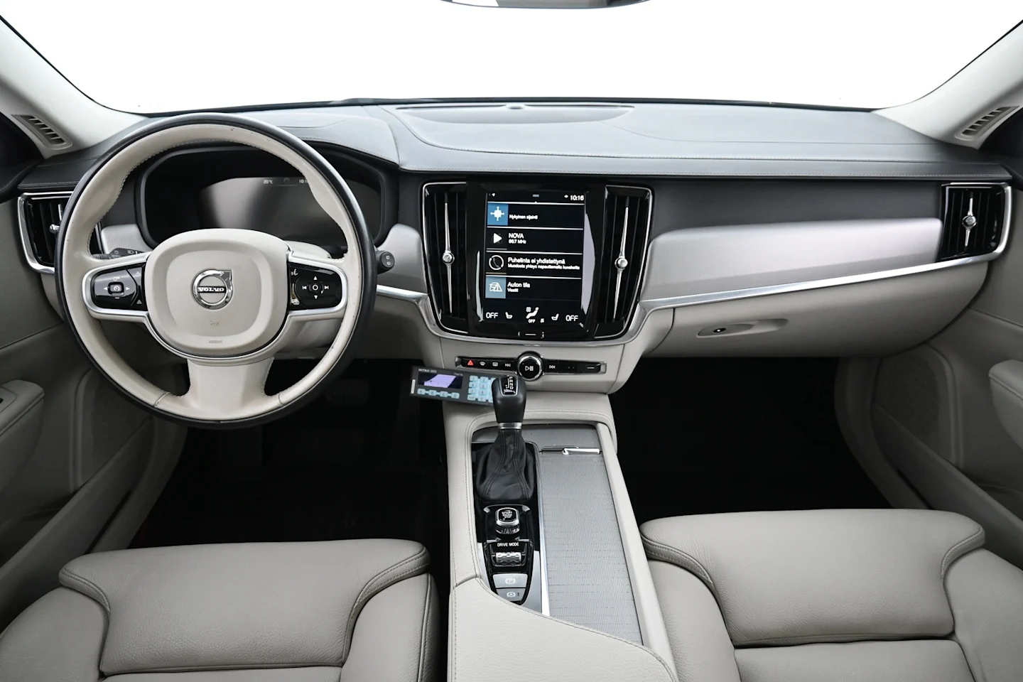 Car Image - 1AxNoMXUem26o9svPe7VDR