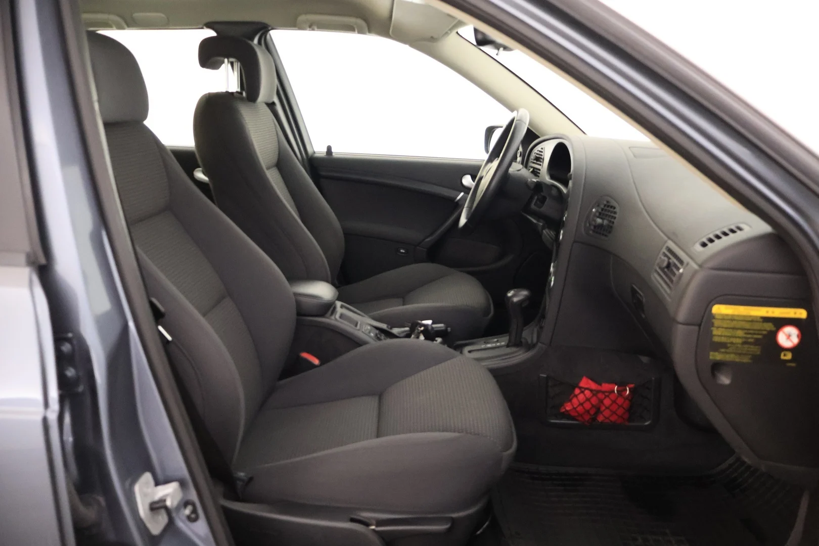Car Image - 3cbYQhxStZhu1htYDrWzXW