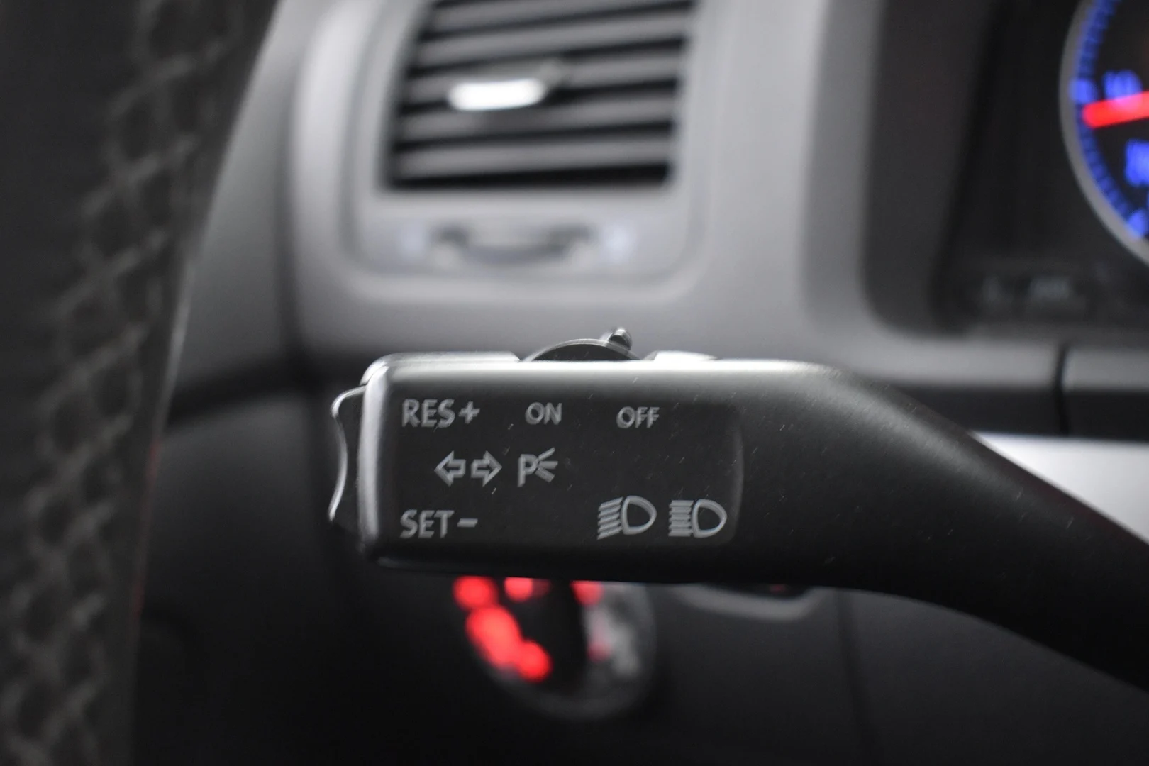 Car Image - 1pRaK0o0HOXgIP9z9CUhuZ