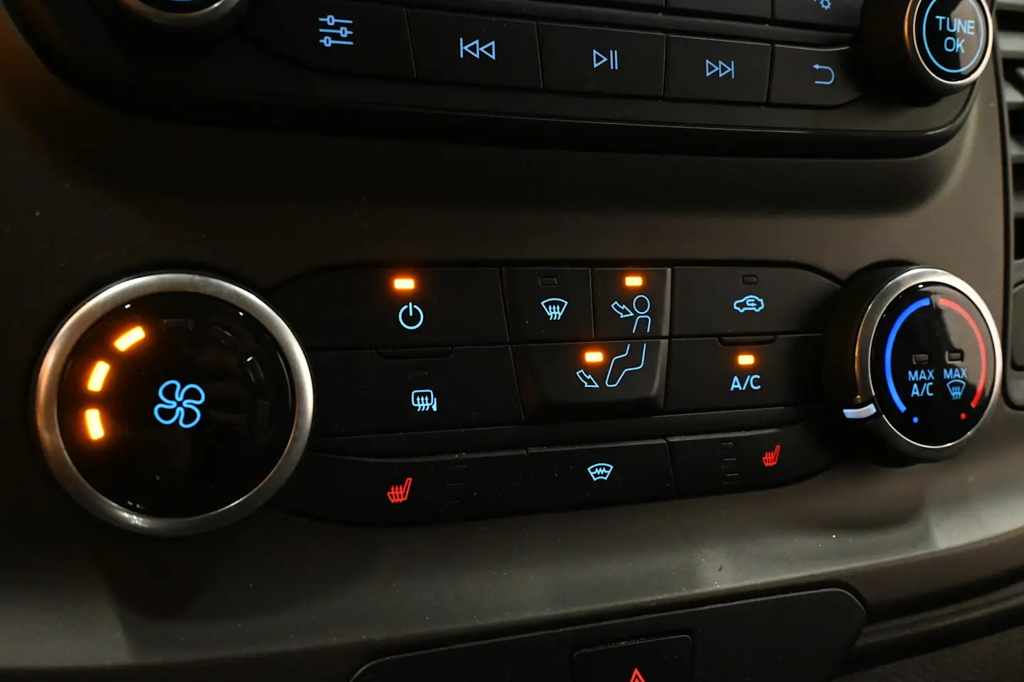 Car Image - 5MwT3QDM8uVDz46sdmDcDh