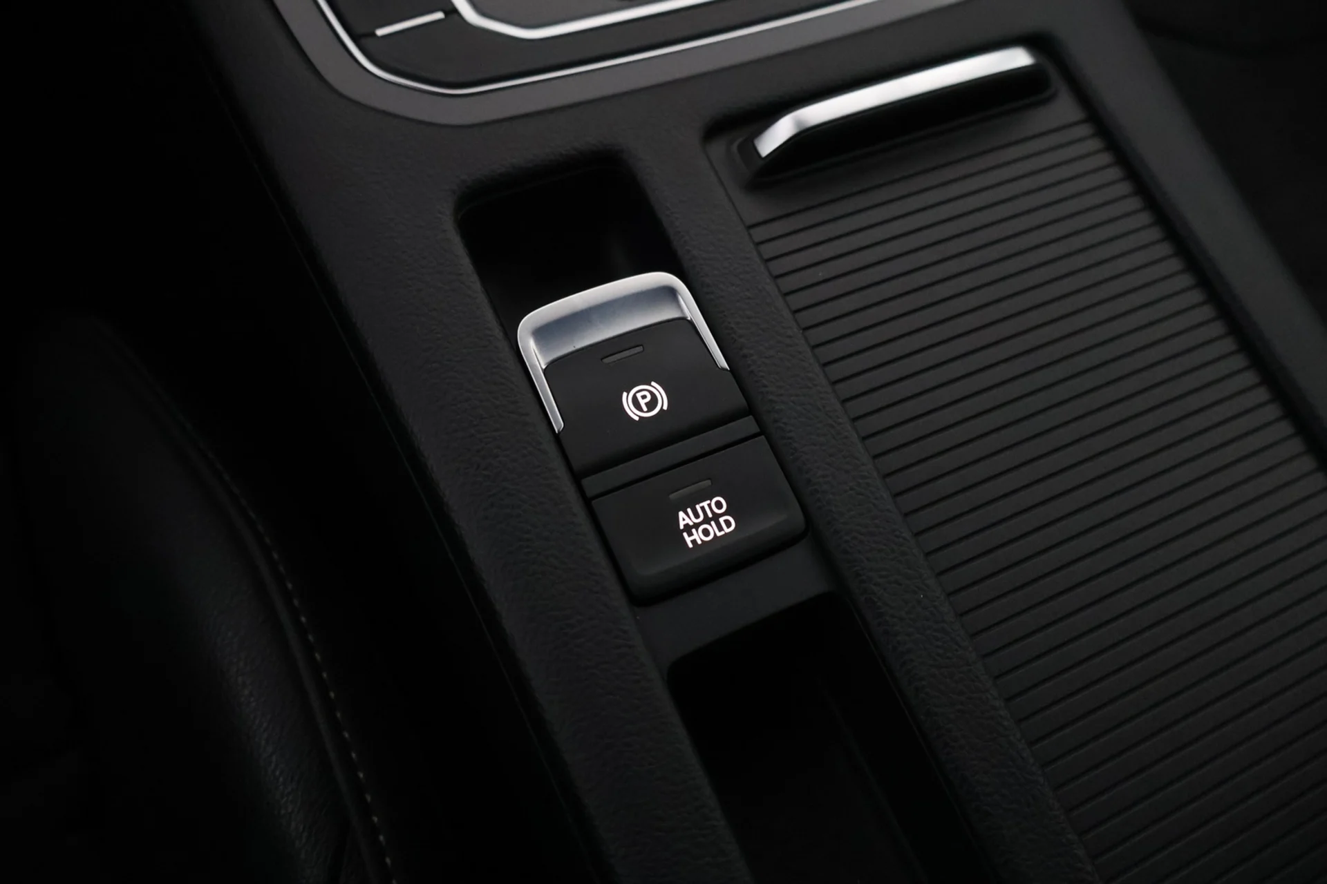 Car Image - 4PrV27CI6KwPxfOuwltM9U