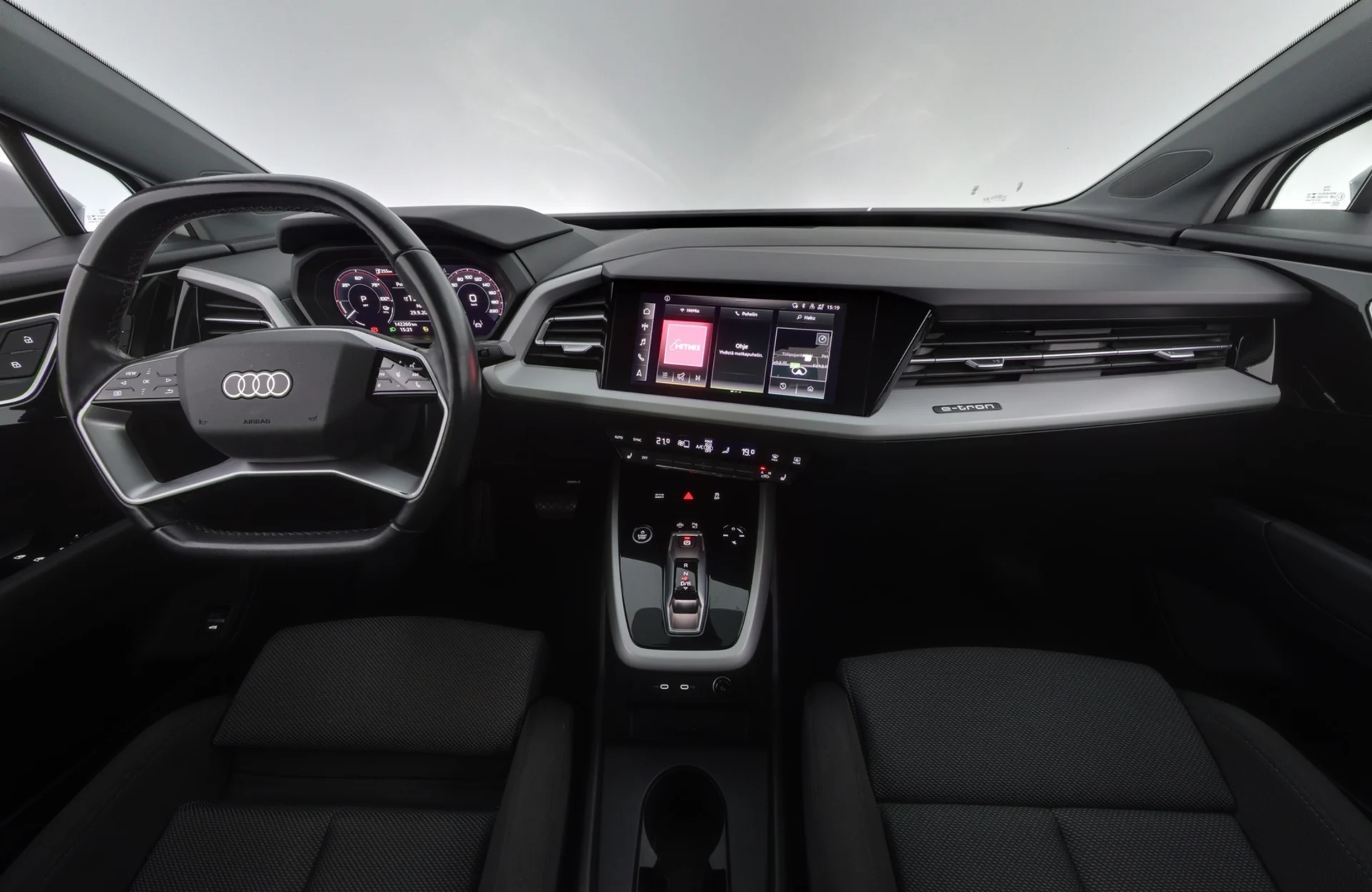 Car Image - 19KV4wkYGcUvCvzCymyNt6