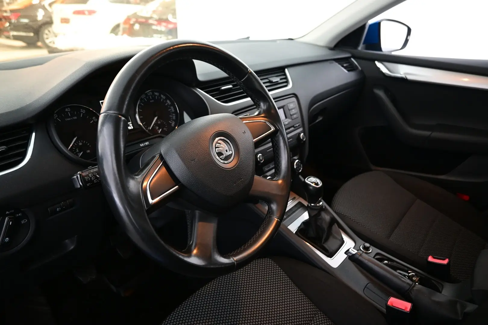 Car Image - 6RjKkTGoflRrPxh2rh9Dea