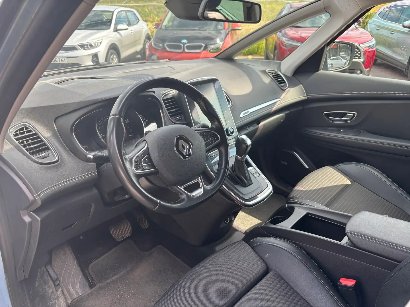 Car Image - FkRnbxb06chVx4R8wmGJx