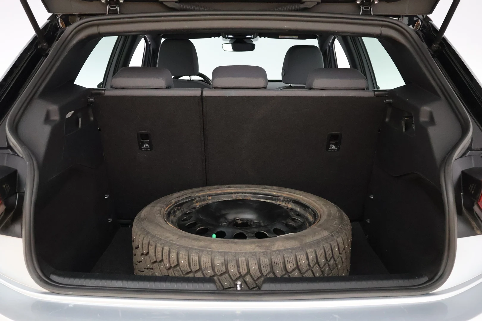 Car Image - 1whCtxCLhuSpBP8bDz65go