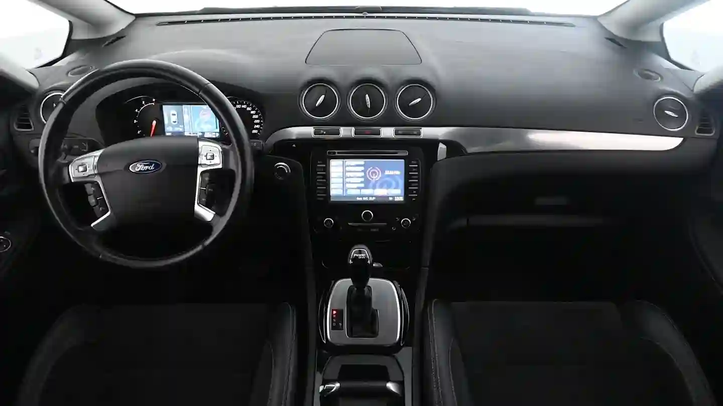 Car Image - 6hsbLo7OHX3ni595L4VIBW