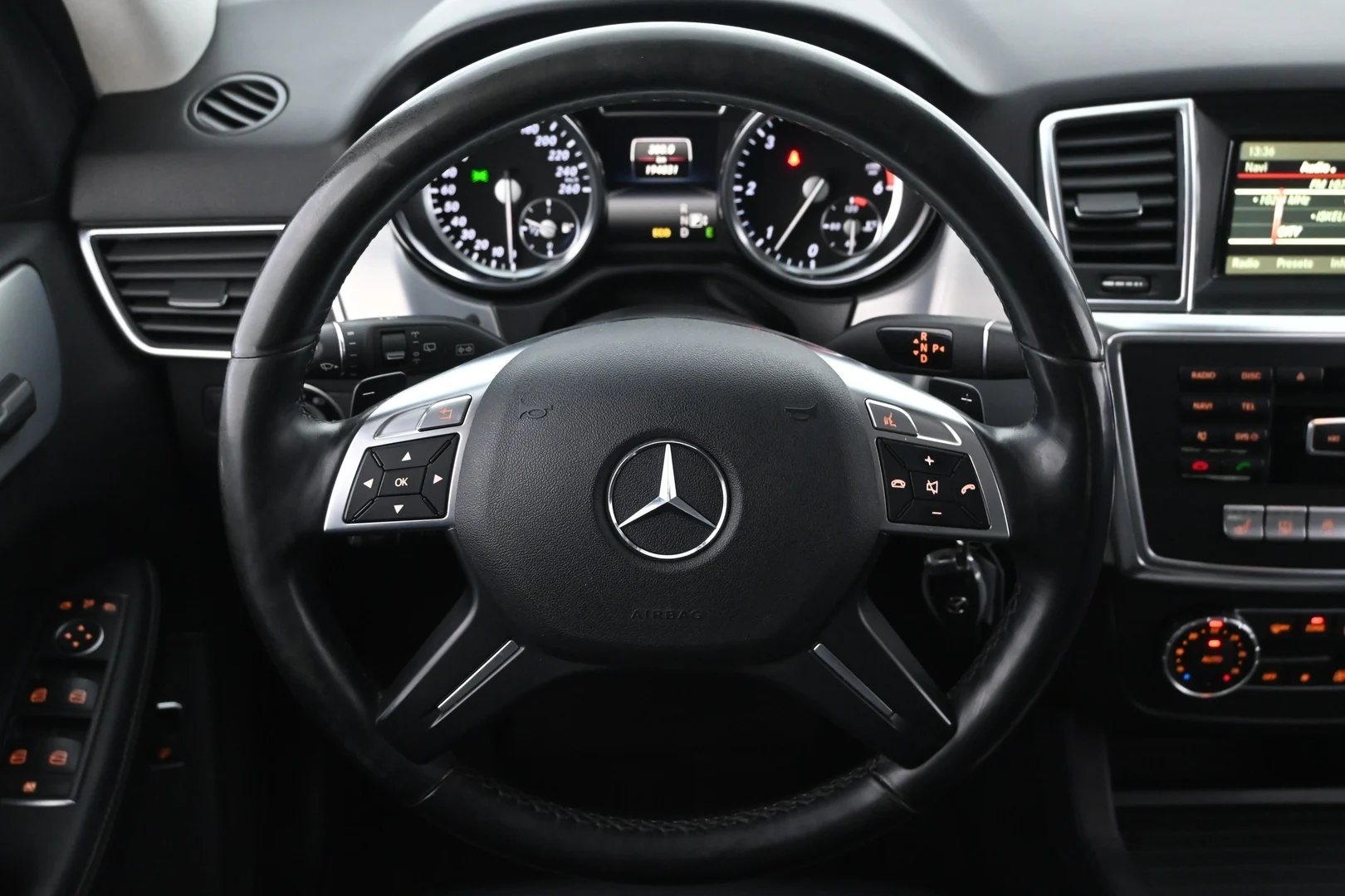 Car Image - 6YQSxz7IgjvL1UqUZ3Oho4