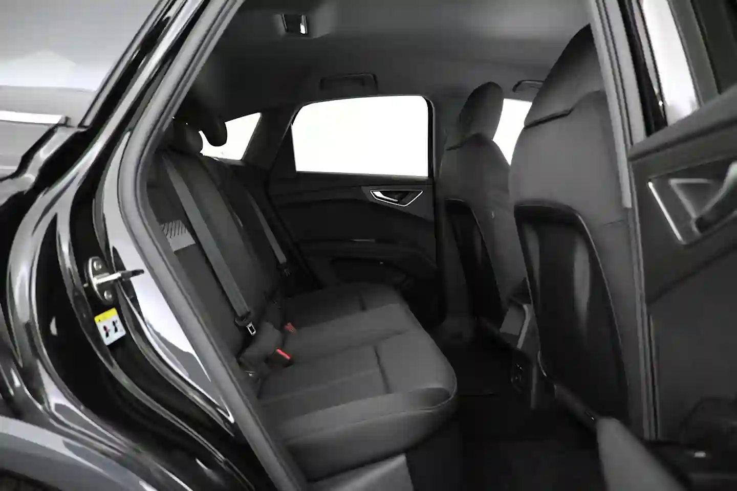 Car Image - 6MiWplxDs9qsCRSJSWO4o8