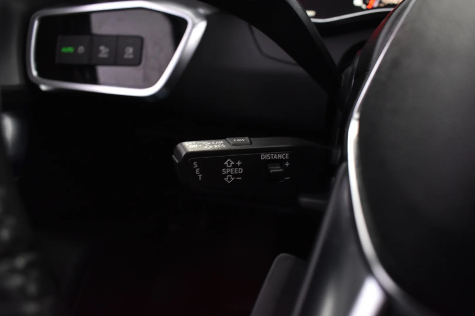 Car Image - 1xqlqFW0azBjox6nGkDAuC