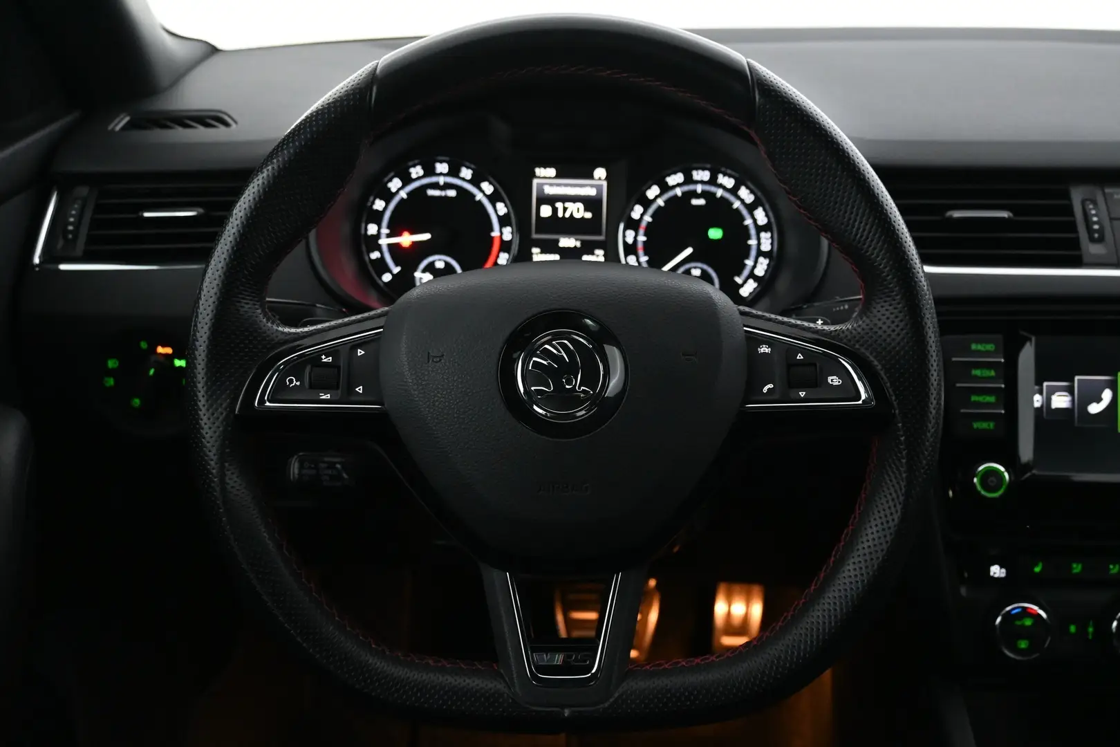 Car Image - 3uKkbgyYPRDB9bp0E2cGgf