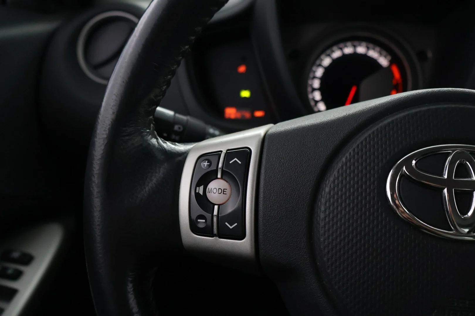 Car Image - 1PI52bHJ8EJa7rgqWoxKbf