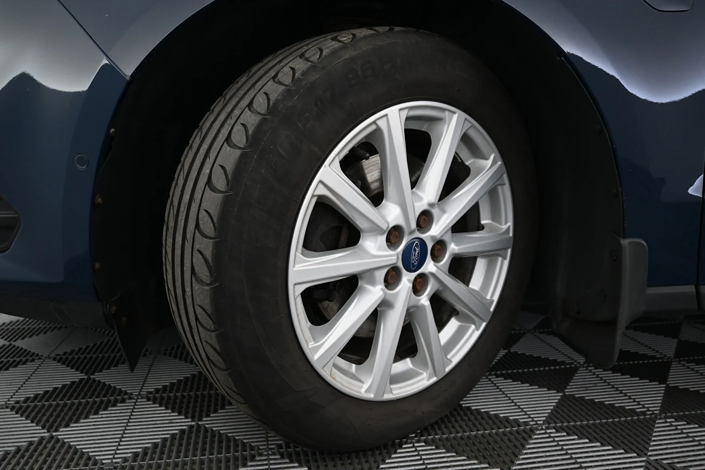 Car Image - 5P5SDSDDNZSZMolTQdMrrg