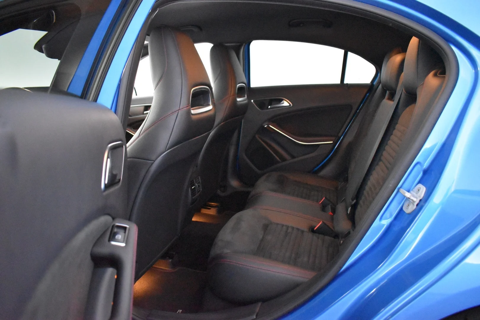 Car Image - 5TwInnuepb1KtNCkUn4YGE